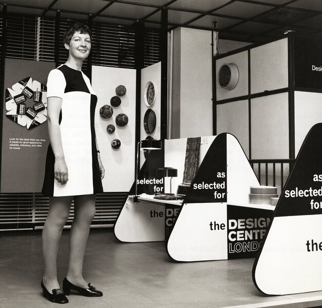 Display to celebrate the sale of the 100 millionth Council of Industrial Design Swingtag – 1970 ©Design Council / University of Brighton Design Archives