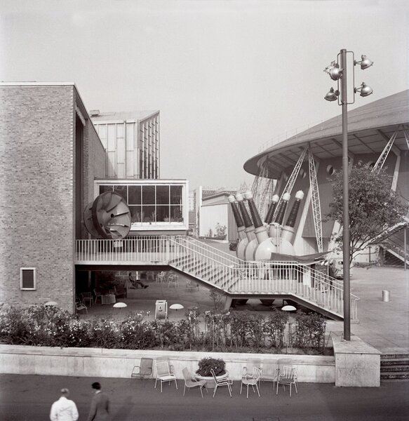 Dome of Discovery at the South Bank, London - 1951 ©Design Council / University of Brighton Design Archives